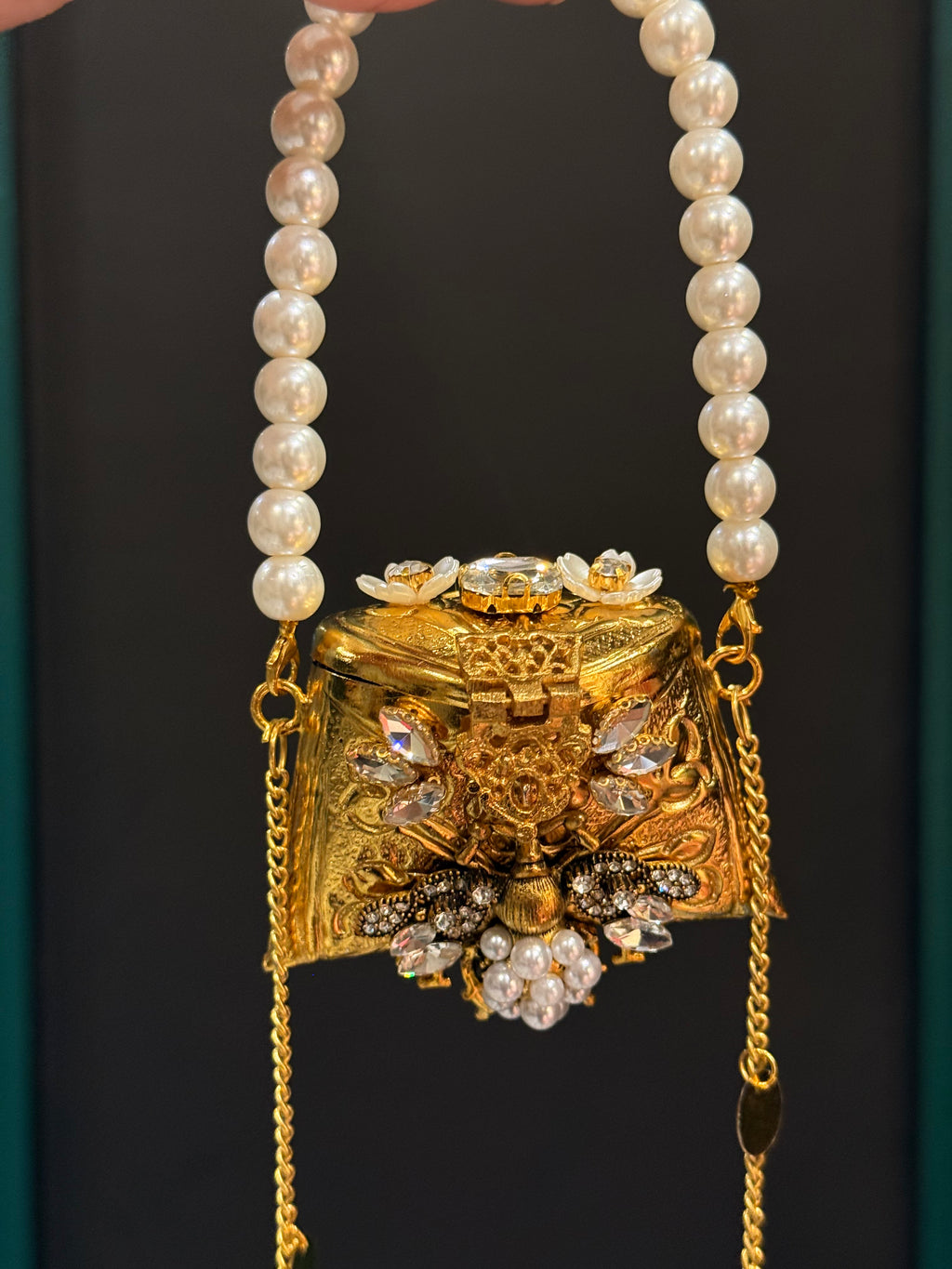 Bee embellished coin clutch