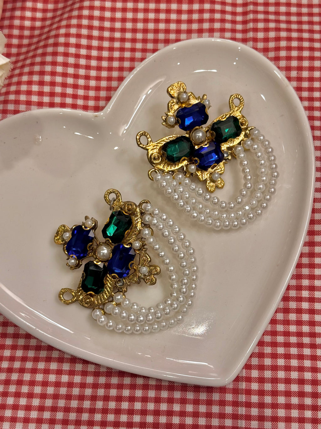 Afghani hair clip