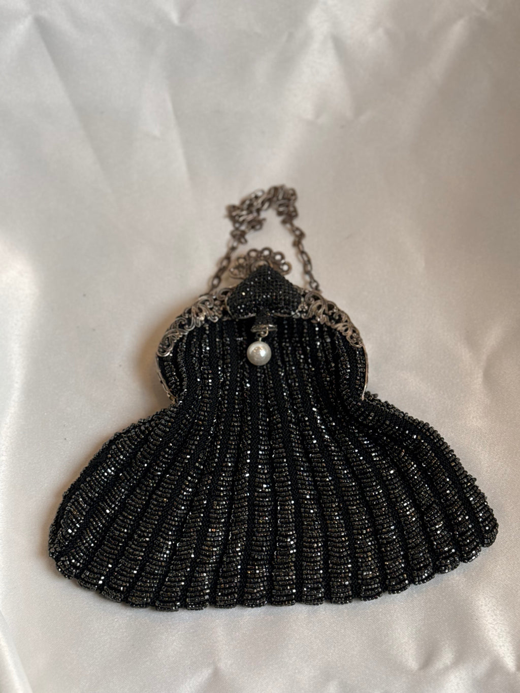 Vintage black knitted clutch