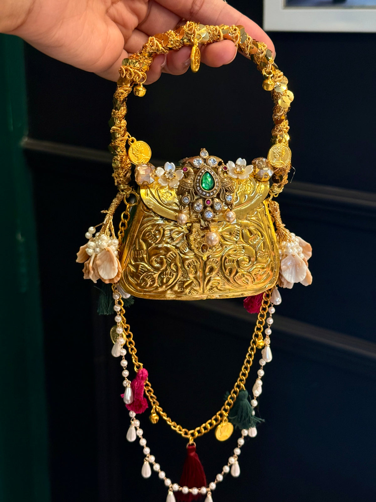 Indian clutch