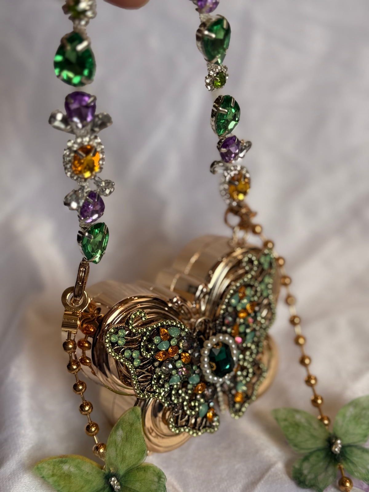 Butterfly clutch