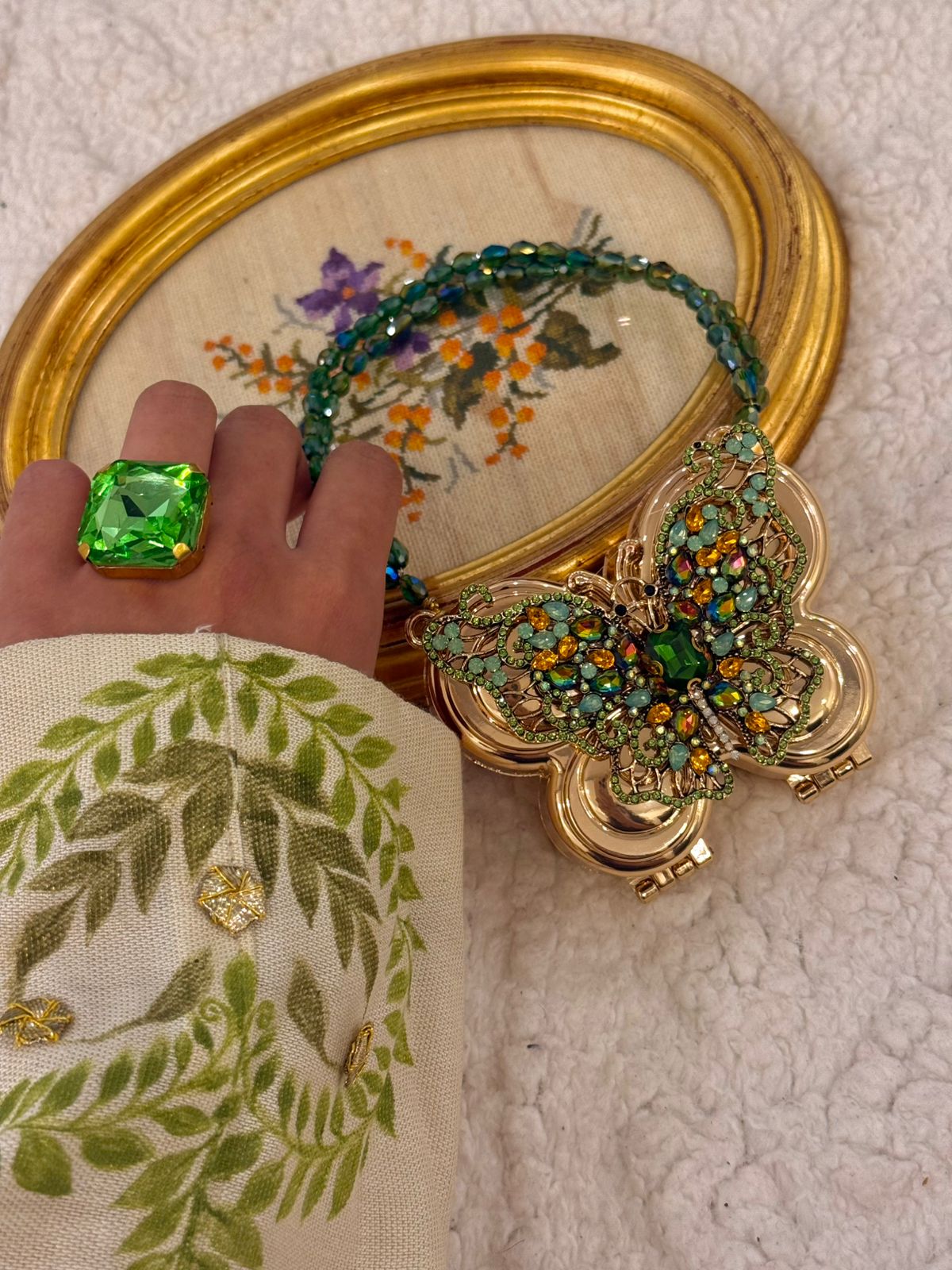 Butterfly clutch