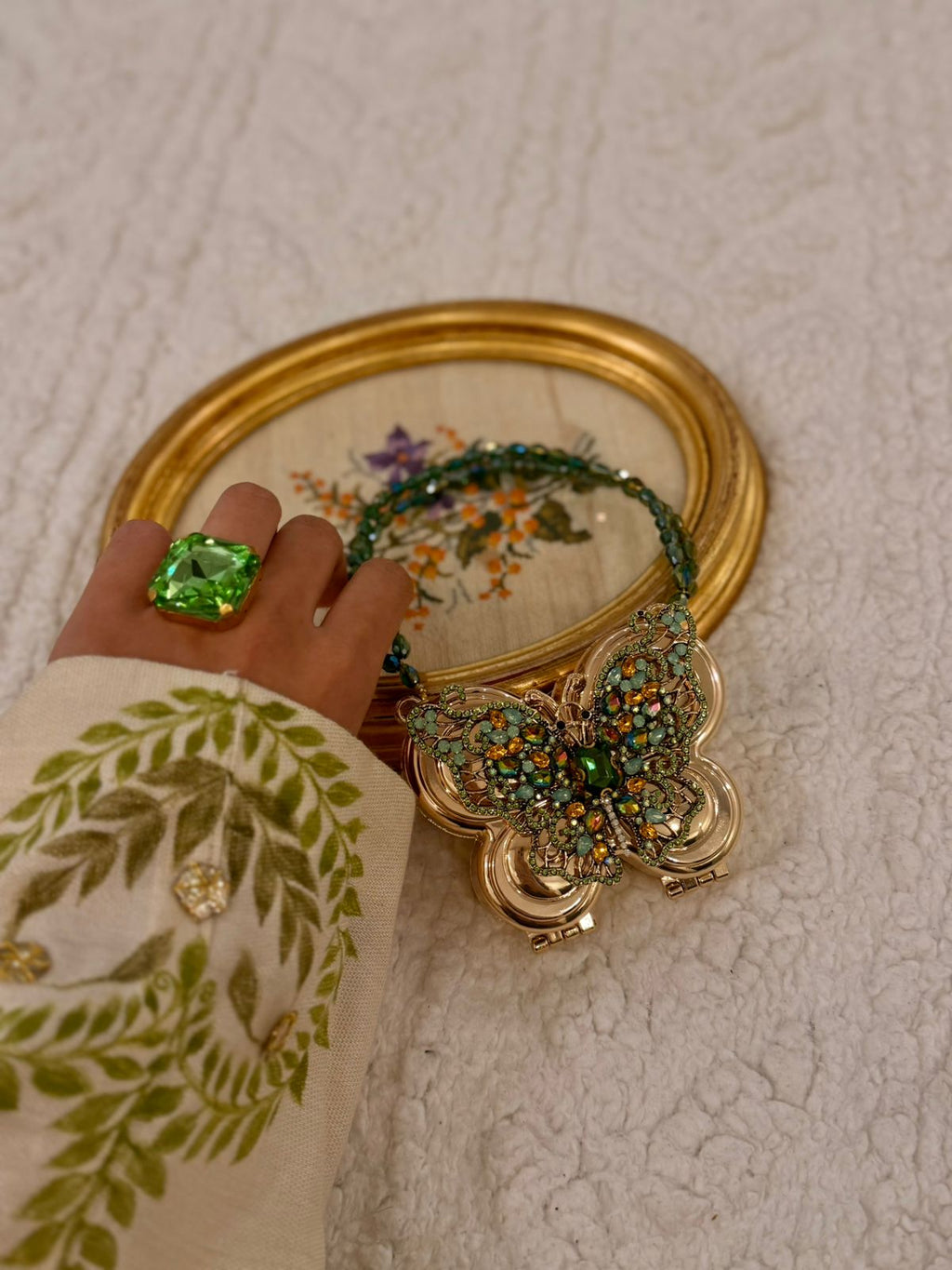 Butterfly clutch