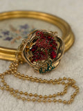 Metal rose clutch