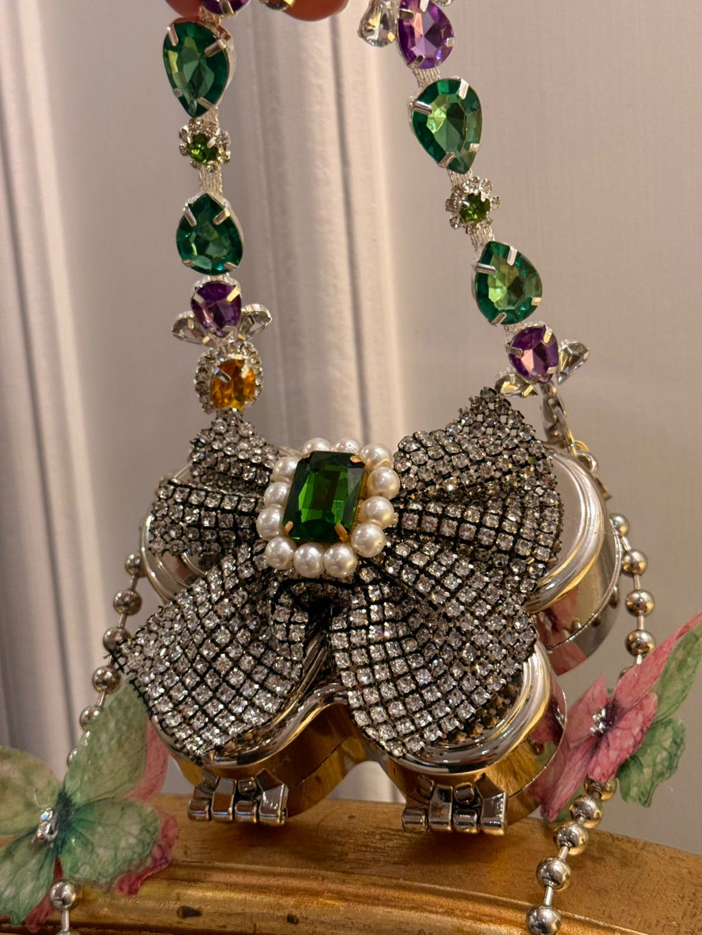 Multi butterfly clutch