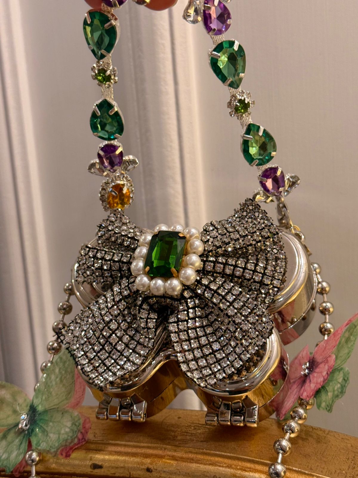 Multi butterfly clutch