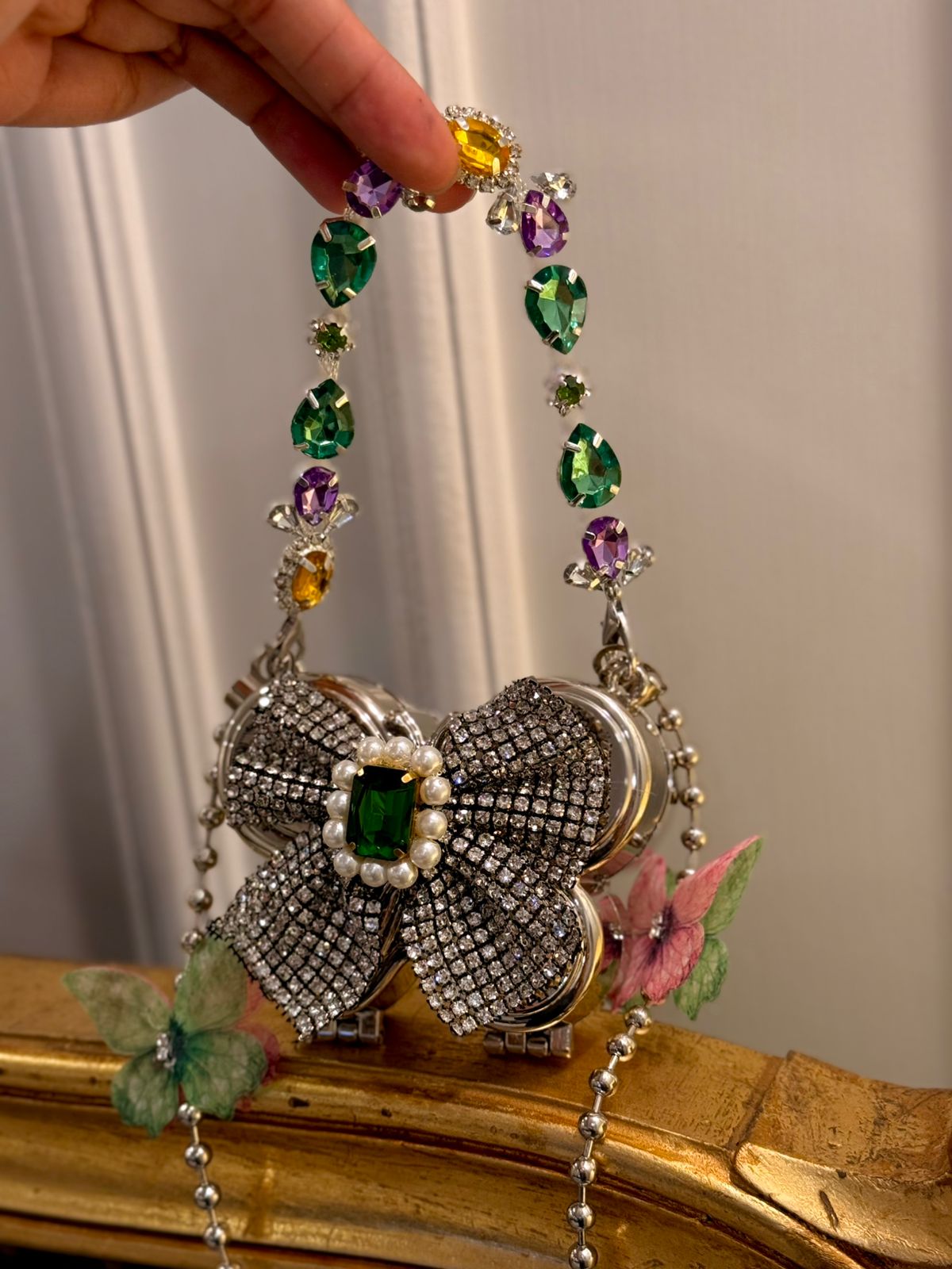 Multi butterfly clutch