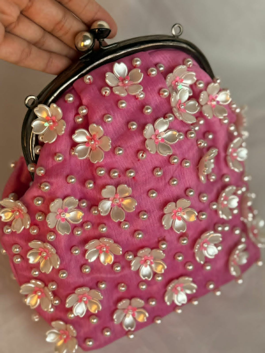 Vintage large size clutch with pearl flower