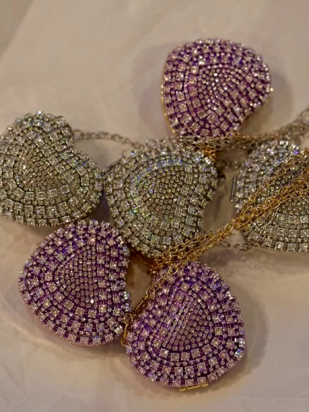 Mini heart clutches